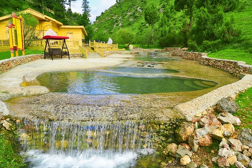 溫泉民宿激活“致富密碼” 集體經(jīng)濟華麗轉(zhuǎn)身蝶變