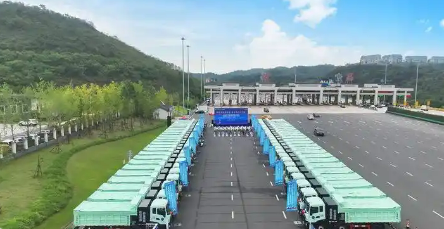 東風(fēng)公司打造全國(guó)首個(gè)“零碳礦山運(yùn)輸走廊”