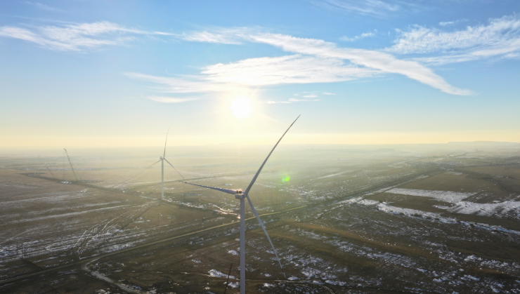 中國電建建設(shè)的哈薩克斯坦單體最大風(fēng)電項目全容量并網(wǎng)發(fā)電