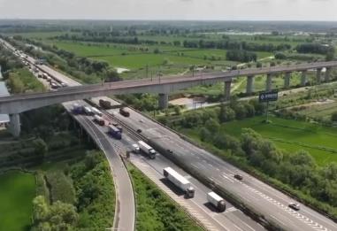 航空公路物流網(wǎng)絡(luò)持續(xù)織密 “貨暢其流”見(jiàn)證經(jīng)濟(jì)蓬勃活力