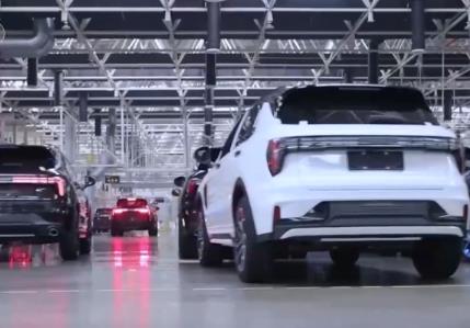 “中堅(jiān)力量”，增長(zhǎng)強(qiáng)勁！中國(guó)汽車產(chǎn)業(yè)從“學(xué)習(xí)者”變身“參與者”