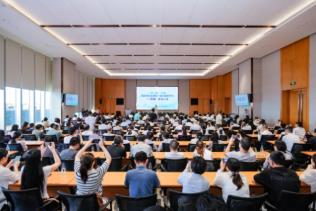 發(fā)碼、應(yīng)用與監(jiān)管功能“三位一體”  全國首個(gè)國有藥耗追溯碼一體化服務(wù)平臺在廈門上線