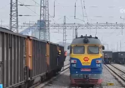 我國首條綠色供能鐵路項(xiàng)目正式投運(yùn)