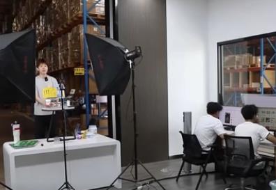 前8個月我國電子商務保持健康較快發(fā)展 消費活力持續(xù)激發(fā)