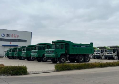 推動產(chǎn)業(yè)“卸妝”與“上新”：內(nèi)蒙古千億旗縣準(zhǔn)格爾旗的綠色躍遷