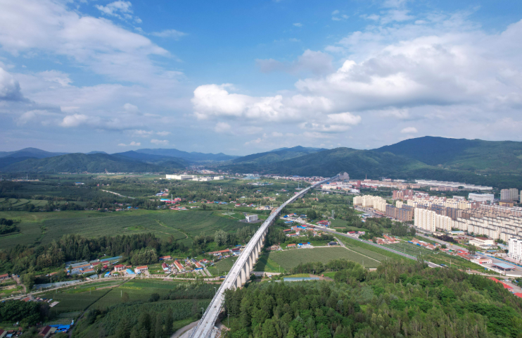 沈陽至佳木斯高速鐵路沈陽至白河段正式開通運(yùn)營