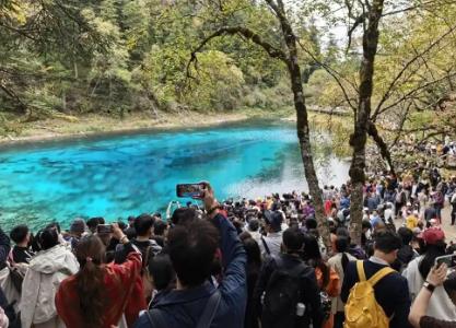 “雙節(jié)”文旅市場(chǎng)火爆出圈 4734萬游客安逸游四川