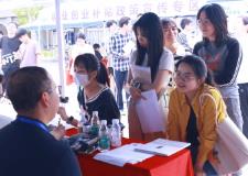 中華全國(guó)總工會(huì)、人社部啟動(dòng)“陽(yáng)光就業(yè)”行動(dòng)