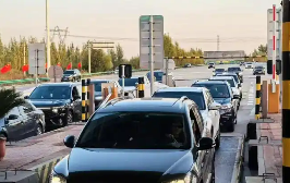 國(guó)慶中秋假期 內(nèi)蒙古跨區(qū)域人員流動(dòng)量達(dá)4632.49萬(wàn)人次