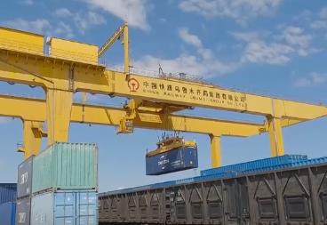 突破5萬列！這支“鋼鐵駝隊”跑出新速度、駛向新里程