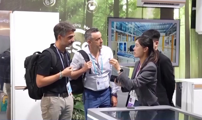 從廣交會(huì)萬(wàn)商云集到外貿(mào)“成績(jī)單”亮眼 釋放哪些信號(hào)？