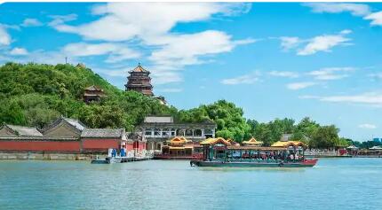 豐富產(chǎn)品供給提高服務(wù)質(zhì)量 推進(jìn)旅游強(qiáng)國(guó)建設(shè)