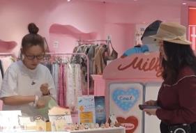 “情緒消費(fèi)”漸起 近六成青年愿意為情緒價(jià)值買單