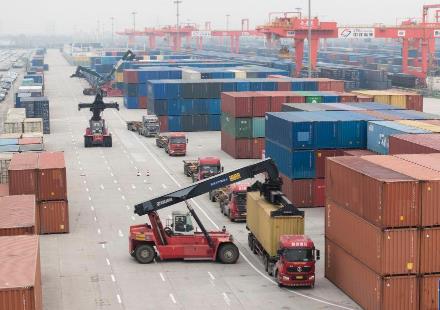 中歐班列“樞紐經(jīng)濟(jì)”展新姿