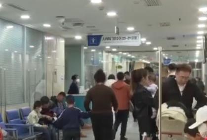 冬季呼吸道疾病高發(fā) 流感鼻病毒疊加