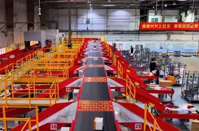 1626.8億件“小包裹”為穩(wěn)中向好的中國經(jīng)濟(jì)寫下生動注腳