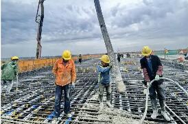 “兩重”項(xiàng)目持續(xù)加力 基建投資增速料提升