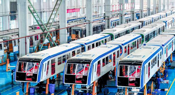 以科技創(chuàng)新驅(qū)動高質(zhì)量發(fā)展 重慶“單軌”實(shí)現(xiàn)全鏈自主