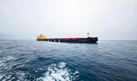 中鋁集團投資的西芒杜項目首船鐵礦石成功發(fā)運