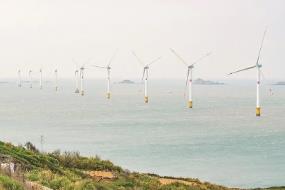 福建平潭：逐風(fēng)馭電 向綠而行