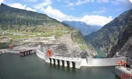 四川水電裝機(jī)容量突破1億千瓦 邁入“超級(jí)水電”新紀(jì)元