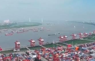 42億噸、1.7億噸，再創(chuàng)新高！“數(shù)”說長江黃金水道戰(zhàn)略通道功能增強