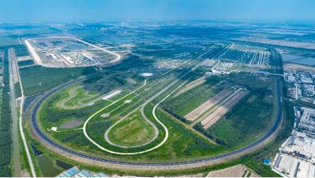 中汽中心：勇?lián)肫笫姑?聚力汽車強(qiáng)國