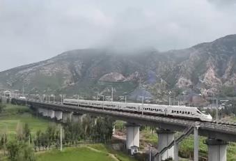 全國鐵路營業(yè)里程達16.5萬公里 高鐵超5萬公里