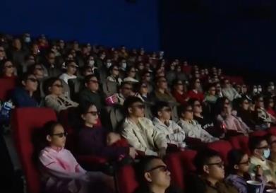 爆款IP→炫酷特效；工業(yè)化→精品化 多視角觀察光影世界 感知電影產業(yè)蓬勃活力