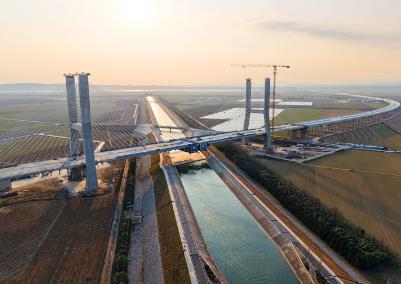 河南多部門聯(lián)合制定政策措施 推動一季度經(jīng)濟實現(xiàn)良好開局