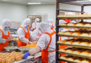 甜品自助潮來襲 體驗經(jīng)濟助推烘焙產(chǎn)業(yè)年輕化轉(zhuǎn)型