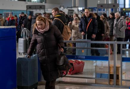 “百年口岸”綏芬河迎來跨境旅游熱潮
