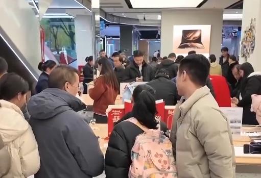 “真金白銀”優(yōu)惠禮包釋放煥新消費熱力 補貼品類向“智”向“新”激發(fā)年輕群體消費熱潮