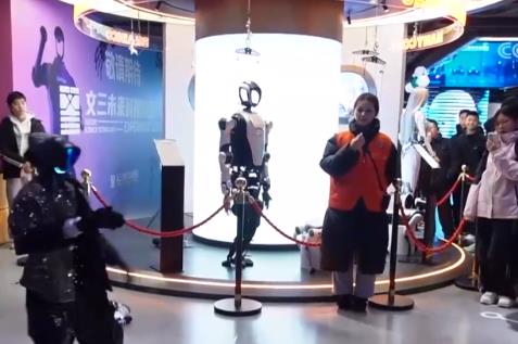 科創(chuàng)新品成為“新特產(chǎn)” 中國智造激發(fā)消費(fèi)市場強(qiáng)勁動(dòng)能