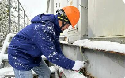 戰(zhàn)寒潮！中國(guó)華電筑牢冬日溫暖防線(xiàn)