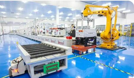 2025年工業(yè)和信息化領(lǐng)域?qū)?jīng)濟(jì)增長貢獻(xiàn)超四成