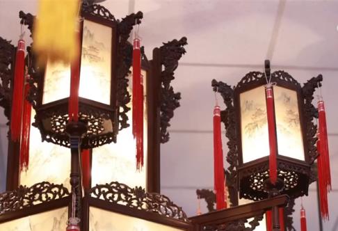 傳統(tǒng)花燈文化在新時代熠熠生輝 非遺技藝“鐫刻”濃濃年味