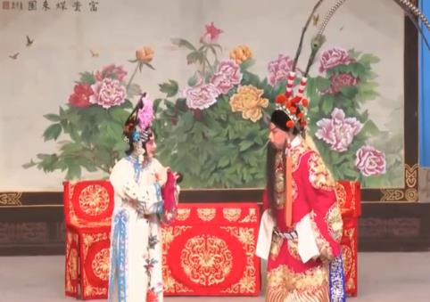 各色文藝演出輪番登場“拉滿”節(jié)日氛圍感 文化之美“添彩”新年市場