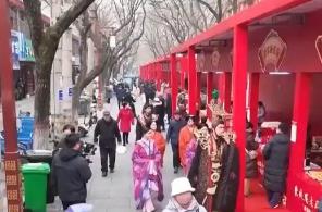 開啟“買買買+逛吃+沉浸式打卡”模式 節(jié)前消費(fèi)市場人氣爆棚、活力十足