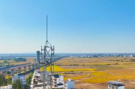 全國所有鄉(xiāng)鎮(zhèn)及95%的行政村已通5G 以“網”為筆繪就鄉(xiāng)村振興新畫卷