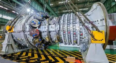 中國一重300兆瓦級F級燃?xì)廨啓C(jī)轉(zhuǎn)子鍛件通過鑒定