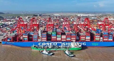 2025年上海港船用保稅燃料油加注量創(chuàng)新高 綠色燃料實現(xiàn)歷史性突破