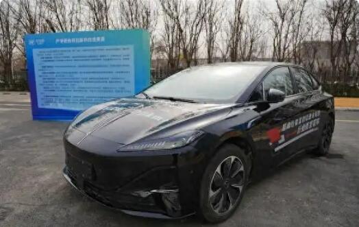 行業(yè)首發(fā)！超高比能富鋰錳固液電池在中國(guó)一汽裝車(chē)