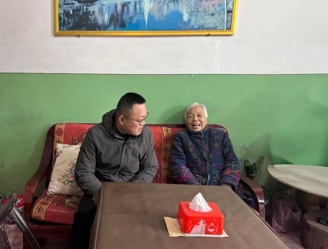 湖北羅田：清風(fēng)潤(rùn)廉心 共筑清廉防線