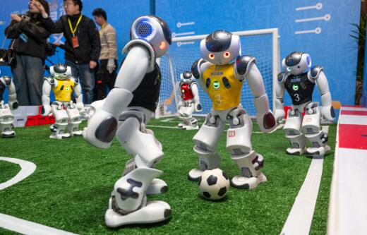 人形機(jī)器人“春節(jié)檔”吸睛 技術(shù)進(jìn)化折射產(chǎn)業(yè)新機(jī)