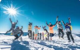 冰場觀燈 滑雪賞景——春節(jié)假期山西“冰雪熱”觀察