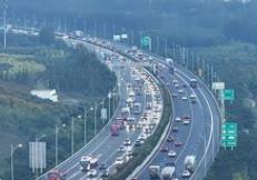 占全國近一成 春節(jié)假期河南全省跨區(qū)域人員流動(dòng)量達(dá)2.5億人次