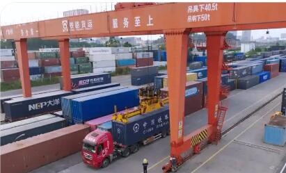 突破1000列大關(guān)！中歐班列（深圳）跑出高質(zhì)量發(fā)展“加速度”