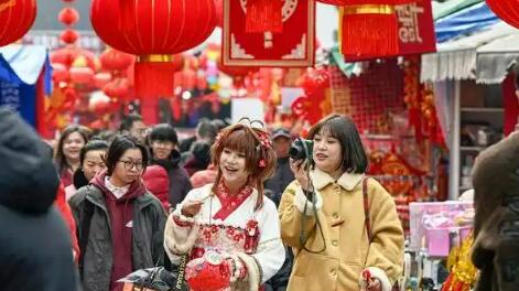 促消費(fèi)、穩(wěn)投資 “最長(zhǎng)春節(jié)假期”激活內(nèi)需潛力