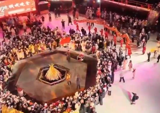 “冰雪游”“鄉(xiāng)村游”“賞花游”、非遺巡游個(gè)個(gè)都精彩 歡天喜地樂(lè)享活力中國(guó)年